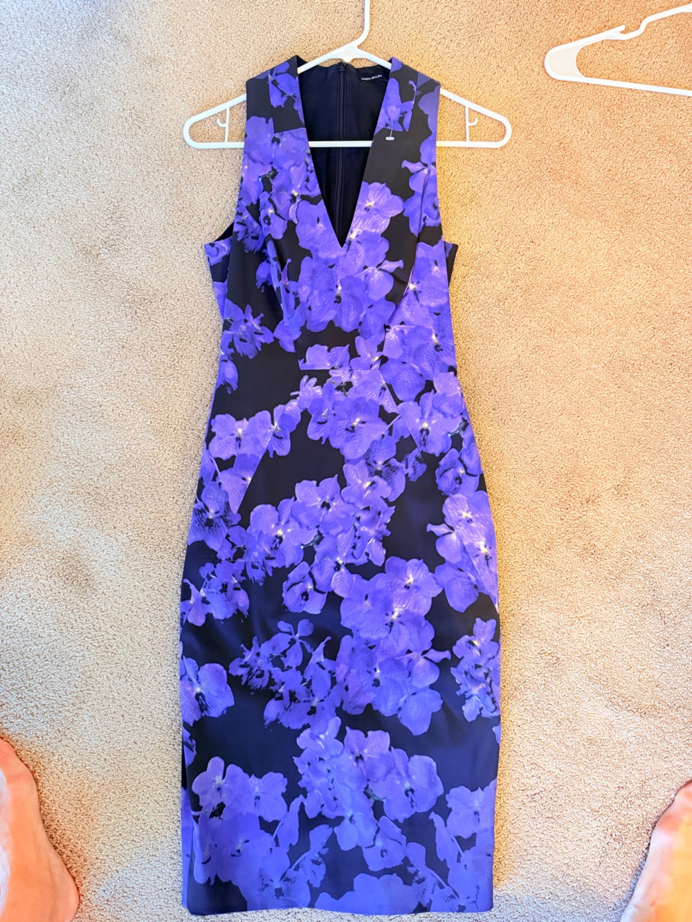 Karen Millen Black and Purple Floral Bodycon Dress size 2 NWOT - Picture 4 of 11